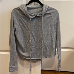 Cropped grey pullover